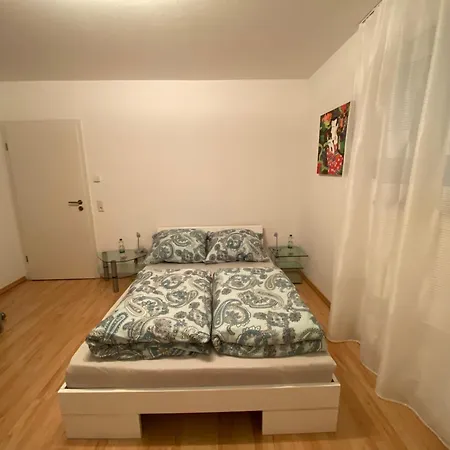 Ferienwohnung An Den Weinbergen Essenheim Exterior foto